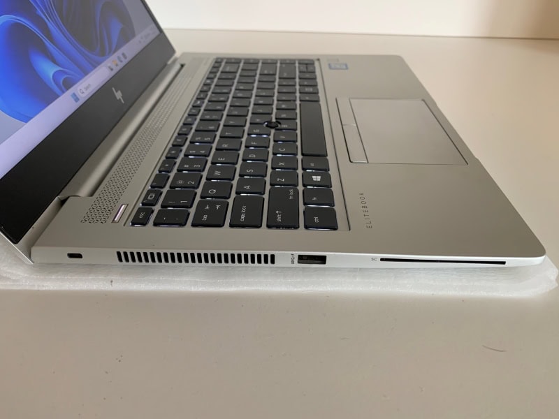HP EliteBook 14